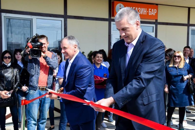 Глава Крыма Сергей Аксёнов на открытии автокемпинга Оленевка Village Глава Крыма Сергей Аксёнов на открытии автокемпинга Оленевка Village