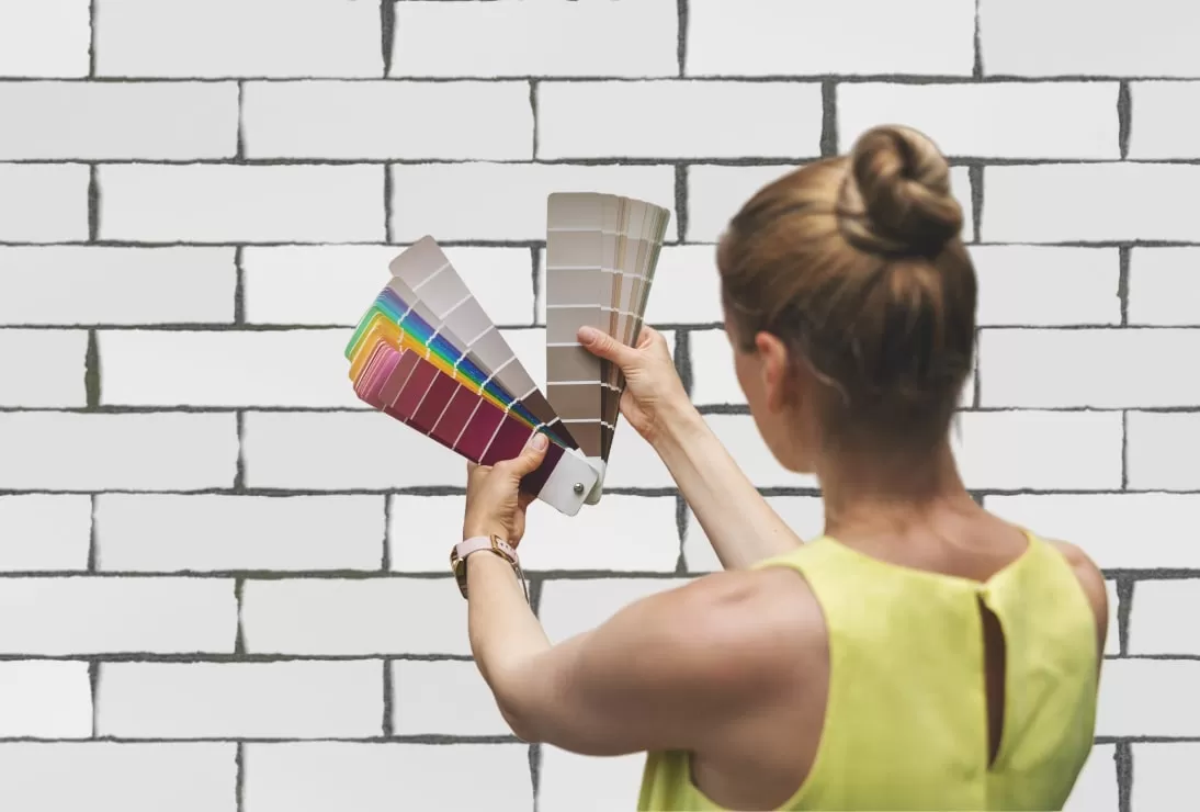 Чем покрасить кирпич на балконе?