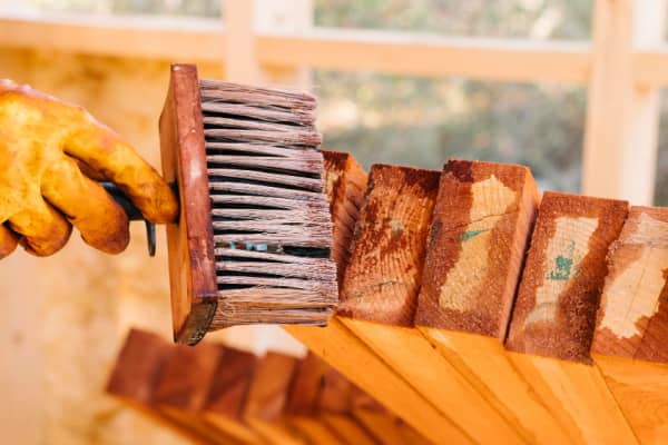 Масло для наружных работ  Масло для наружных работ