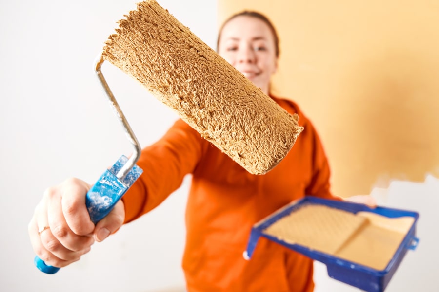 Чем покрасить кирпич на балконе? Чем покрасить кирпич на балконе?